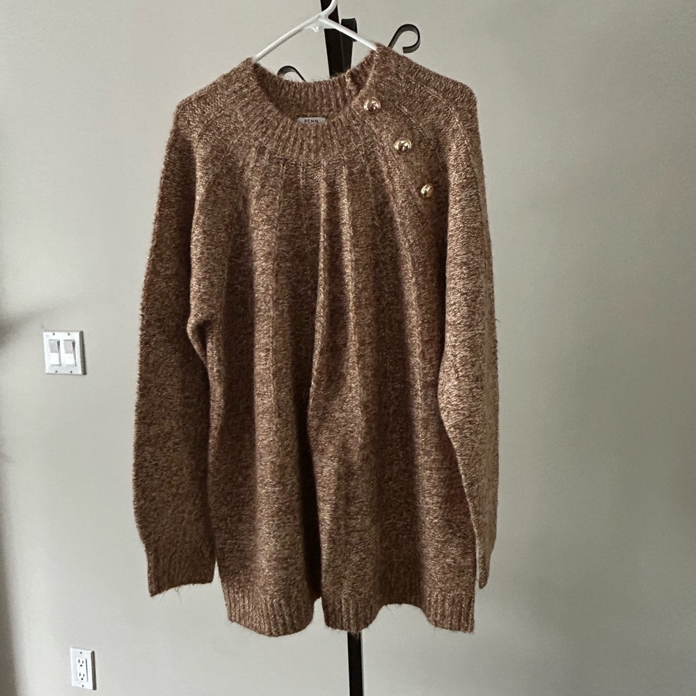 PENN Penningtons Cozy Brown Sweater with Button Detail, Size 2X.